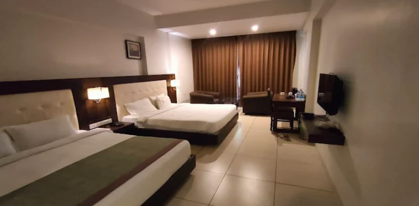 Hotel Lake View